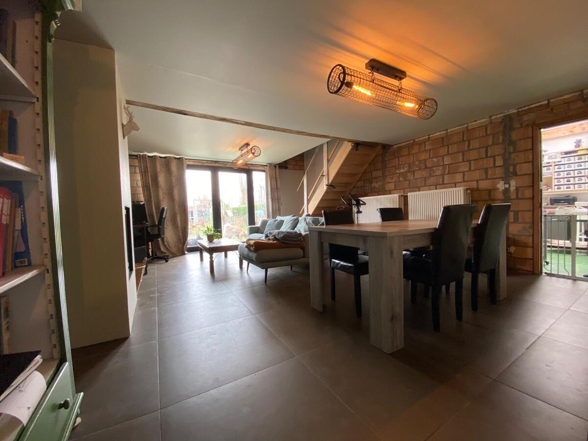 Alleenstaande woning met opslagruimte te Koekelare 