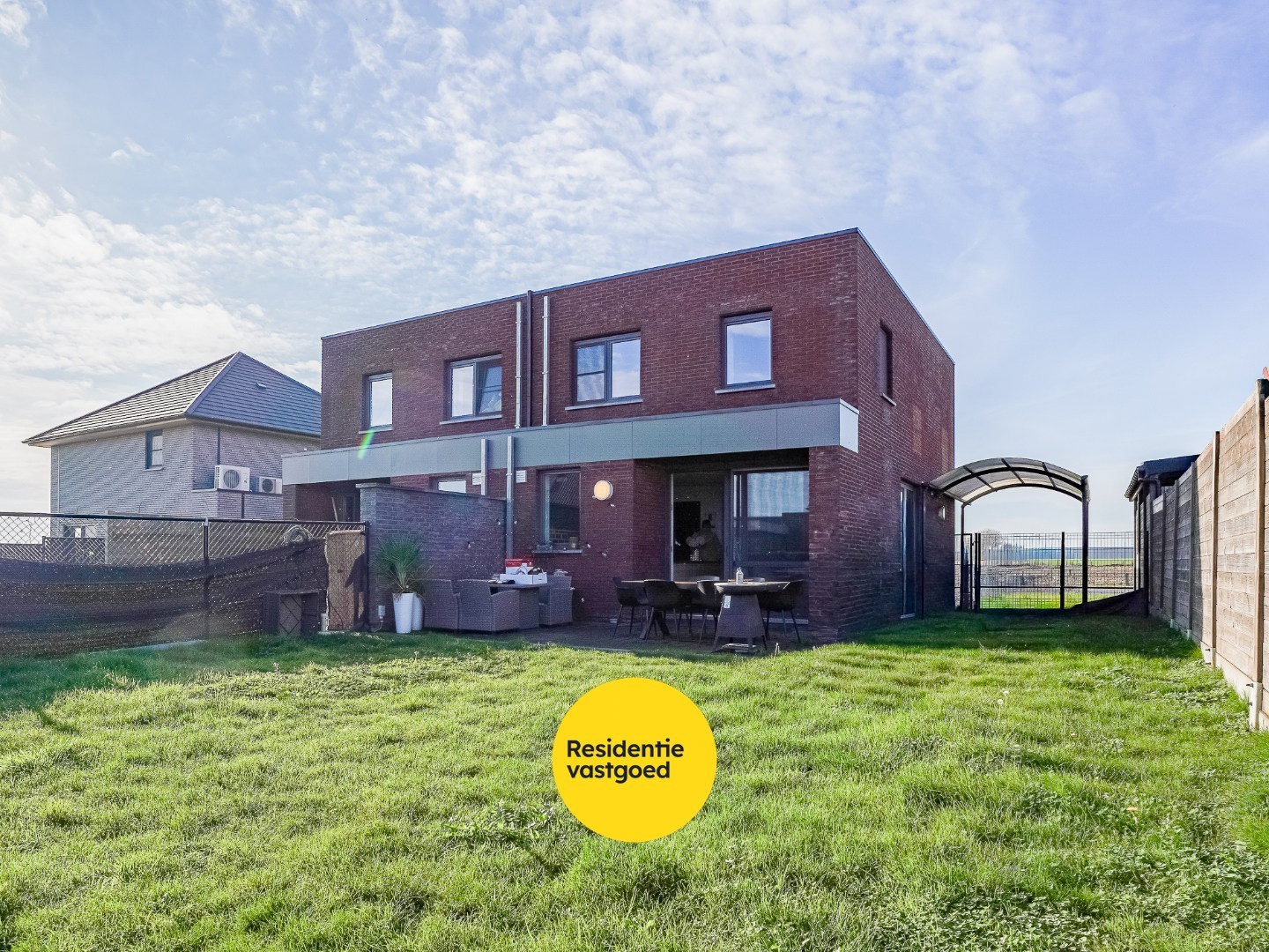 Recente woning op landelijke ligging in Aartrijke 