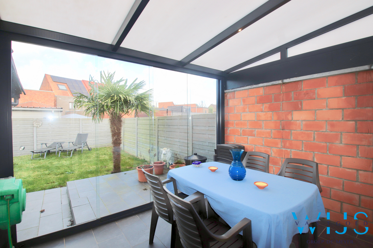 Gezellige instapklare woning met 2 slaapkamers te Assenede ! 