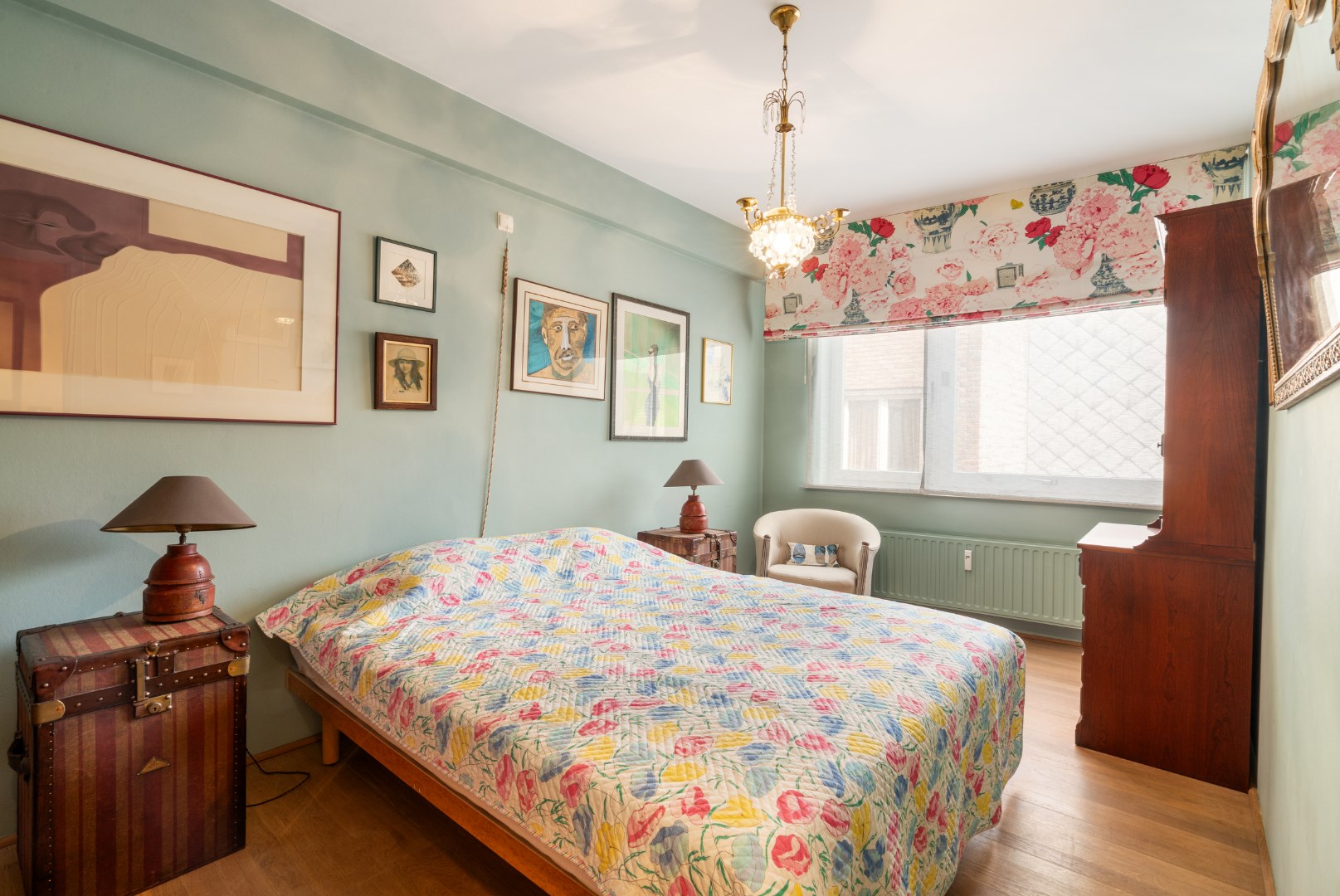 RUIM APPARTEMENT MET OPEN ZICHT OP TOPLIGGING 