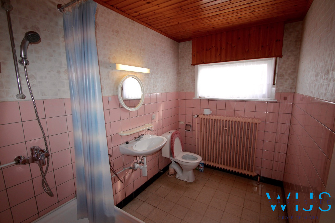 Zeer rustig gelegen bungalow te ERTVELDE 