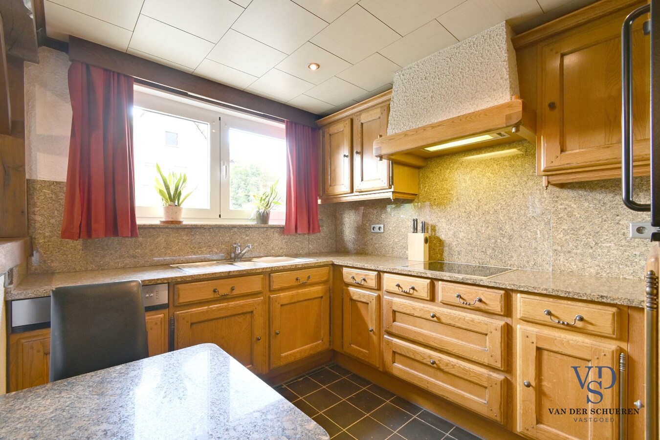 Praktische bungalow met tuin in Oosterzele 