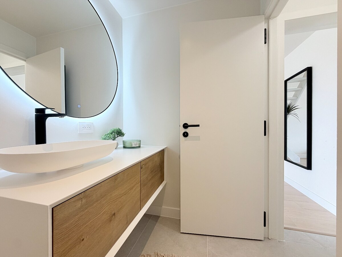 Trendy penthouse te Kortrijk ! EPC B !  **** NONO INSPIRED **** 