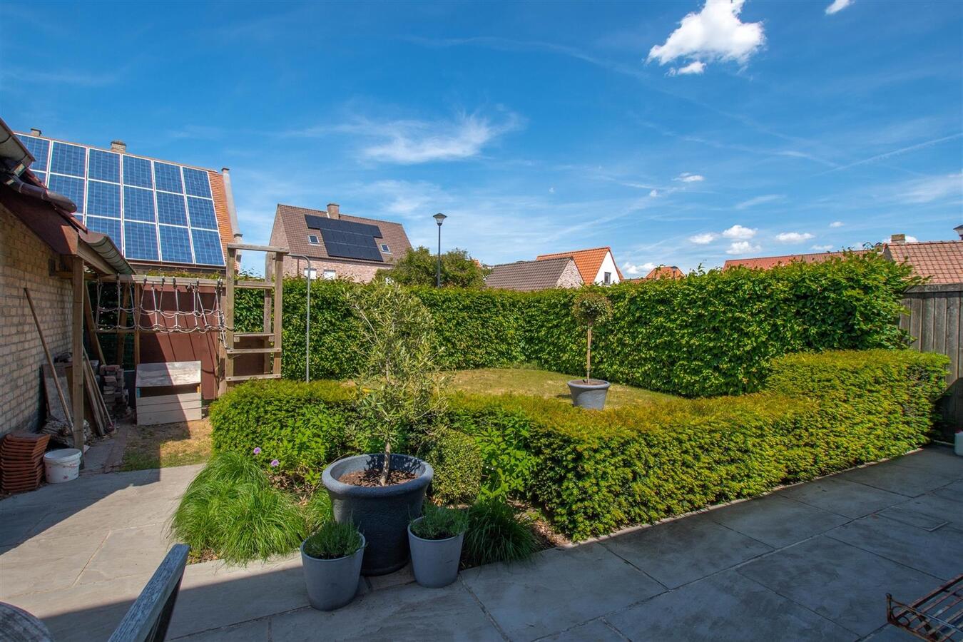 Knappe halfopen gezinswoning te Heulebrug - Heist 