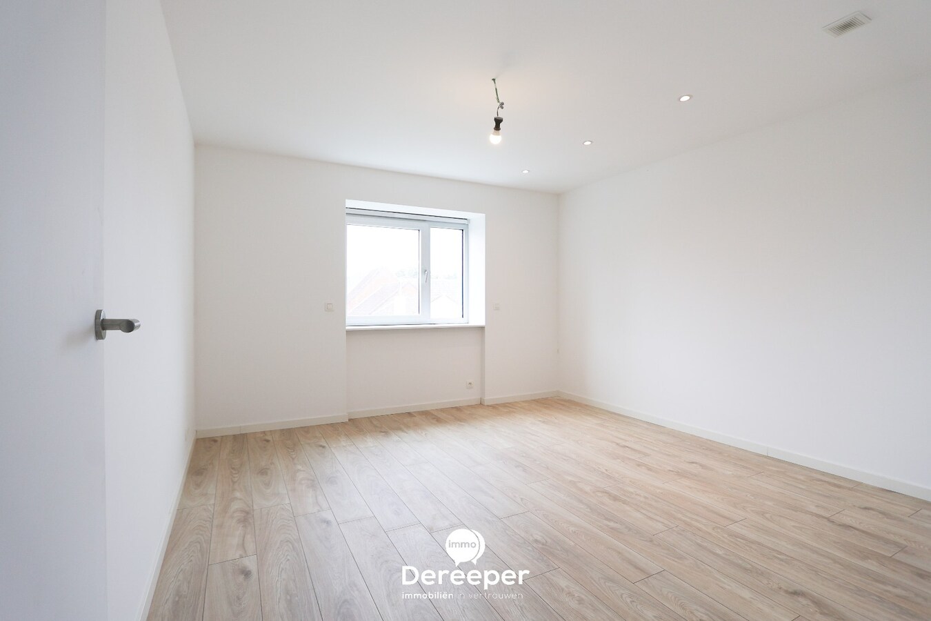 Prachtige, volledig gerenoveerde woning te huur in Zerkegem 