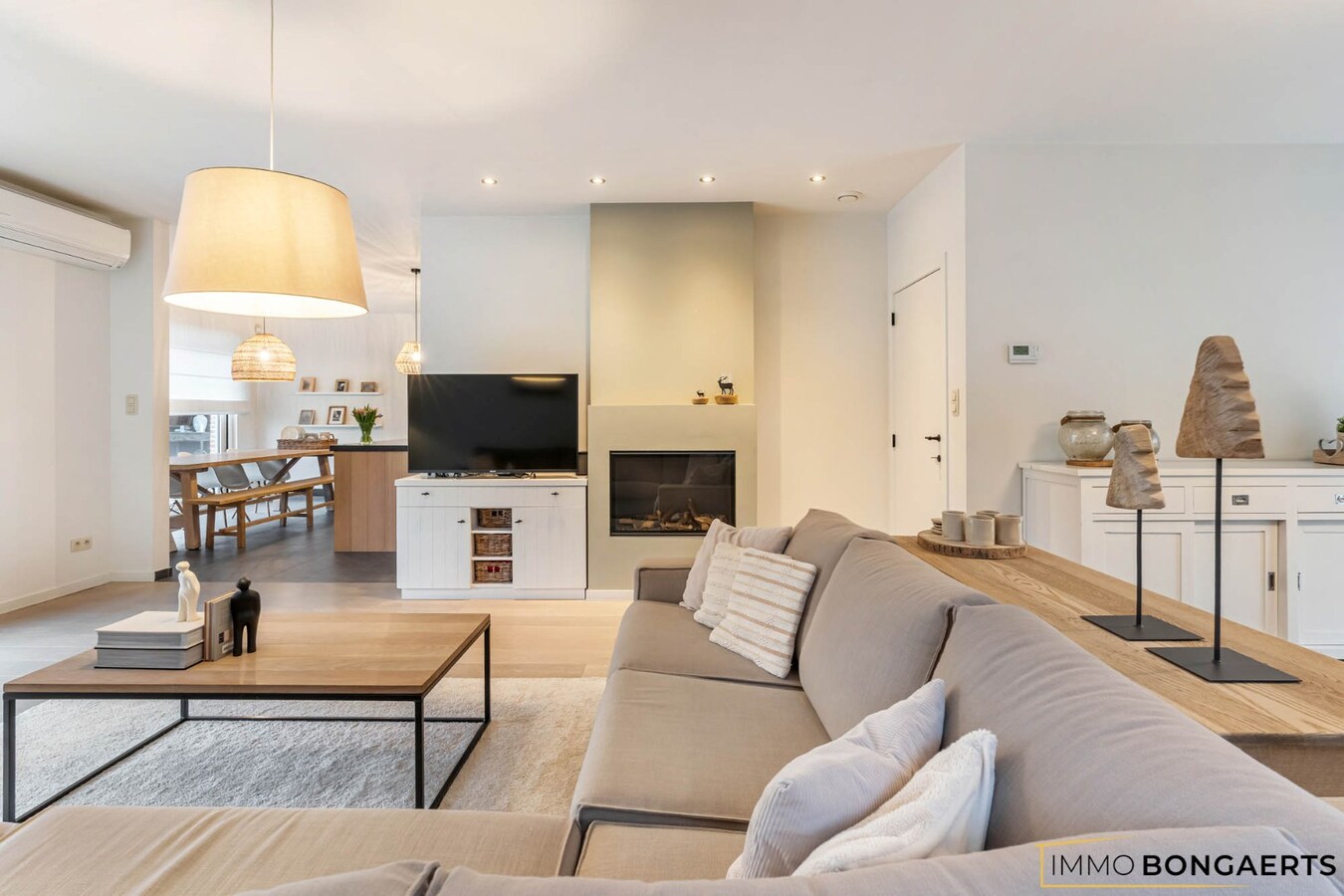 Prachtig afgewerkte woning met praktijkruimte 