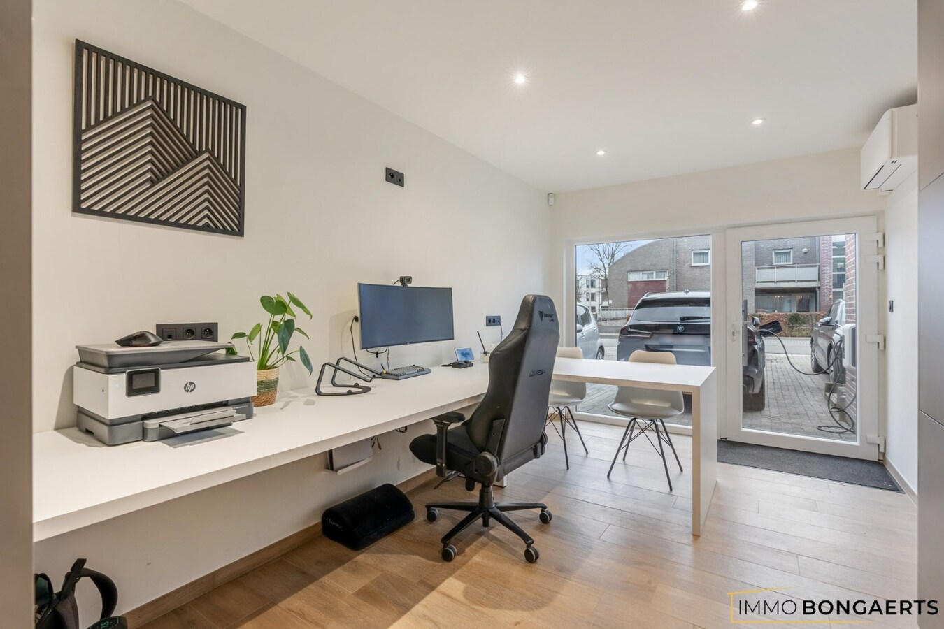 Gerenoveerde woning met 4 slaapkamers op rustige ligging 