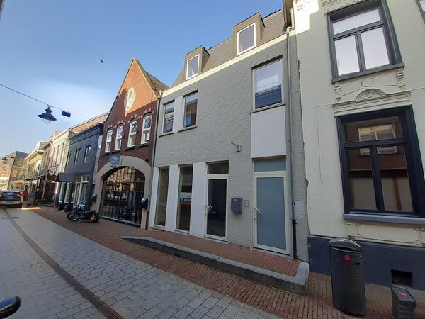 Te huur commerciële winkel - Weert