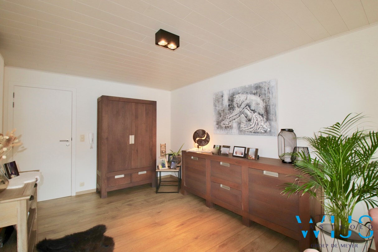 Prachtig instapklaar gelijkvloers appartement te Lievegem ! 