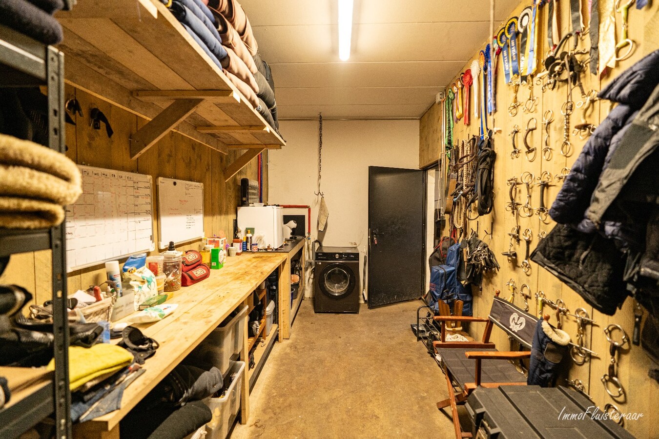 Complete paardenaccommodatie met studio op ca. 1,1ha te Bree 