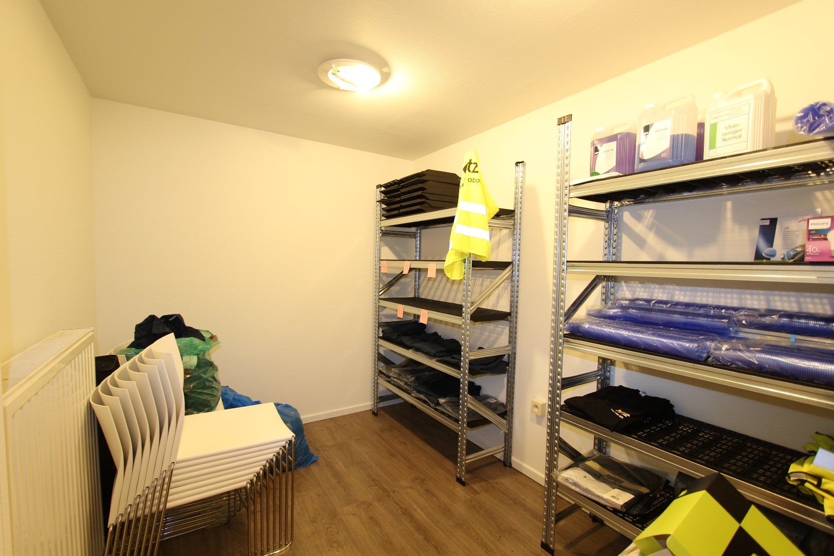 GELIJKVLOERS HANDELSPAND IN HET STADSCENTRUM 