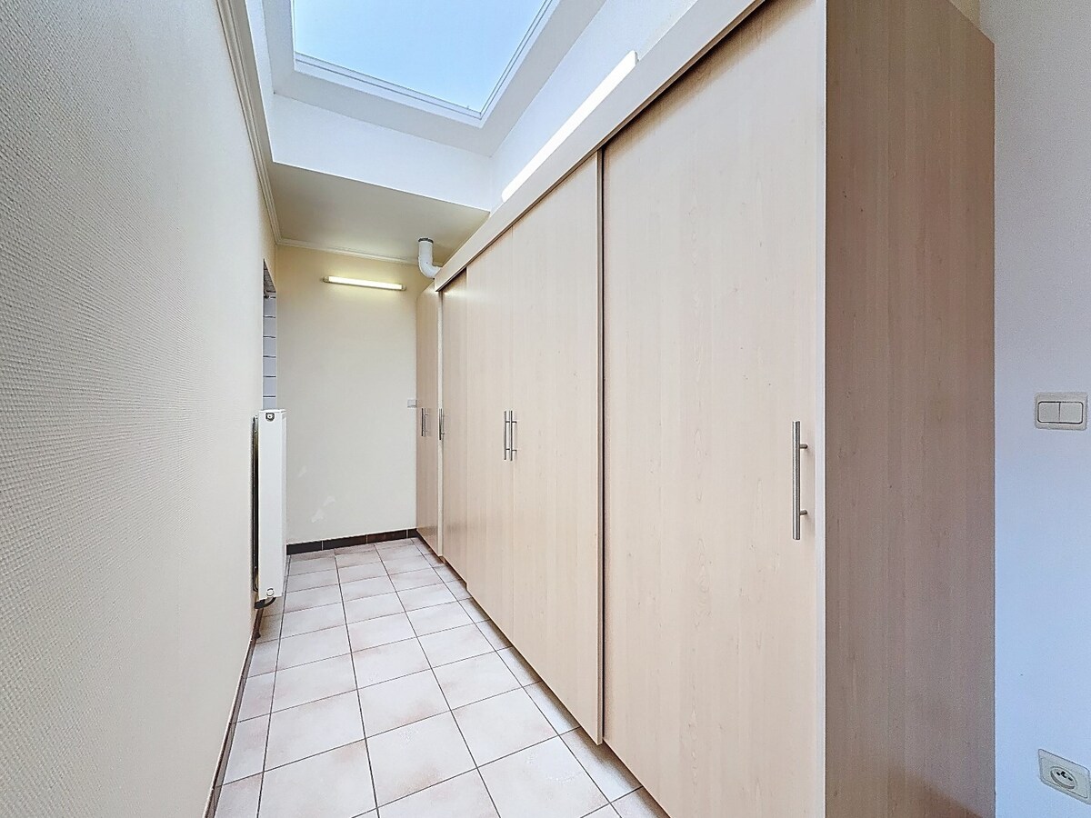 Ruime, instapklare woning met tuin te centrum Zottegem 