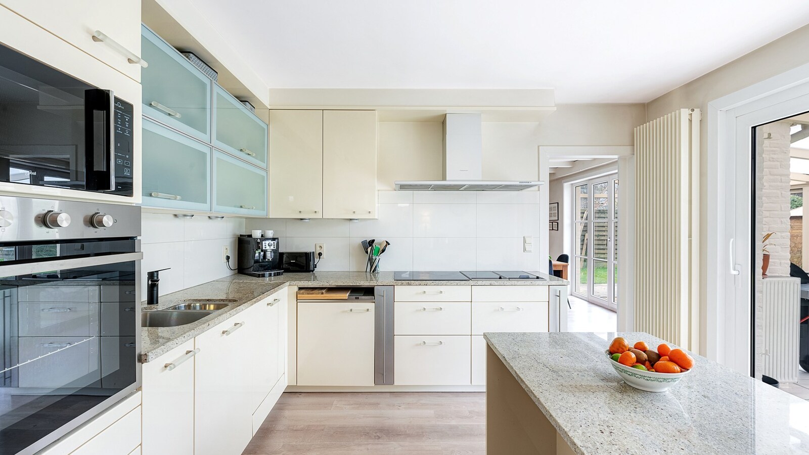 Stijlvolle open bebouwing op wandelafstand van zee te Knokke-Heist. 