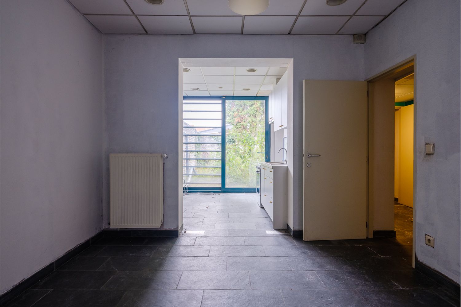 Opbrengsteigendom gelegen te Rooigemlaan! 