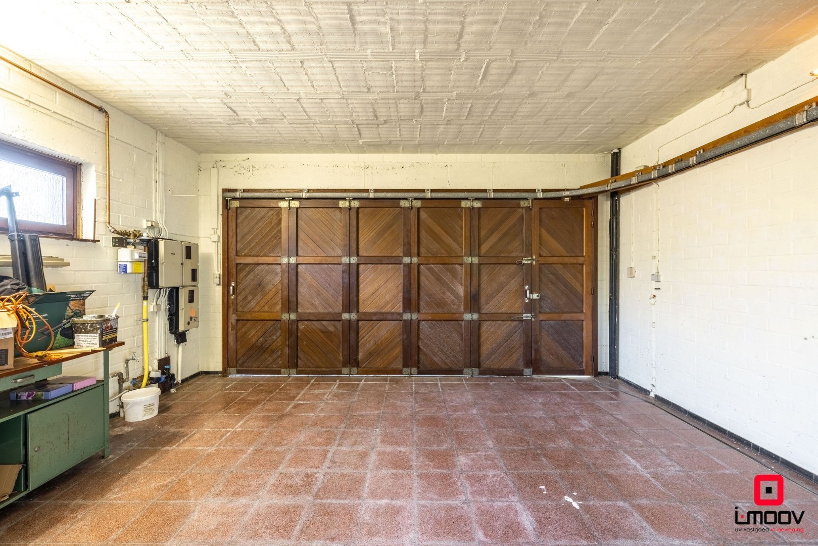 Karaktervolle villa met royale volumes op perceel van 1100m2 nabij de E40 