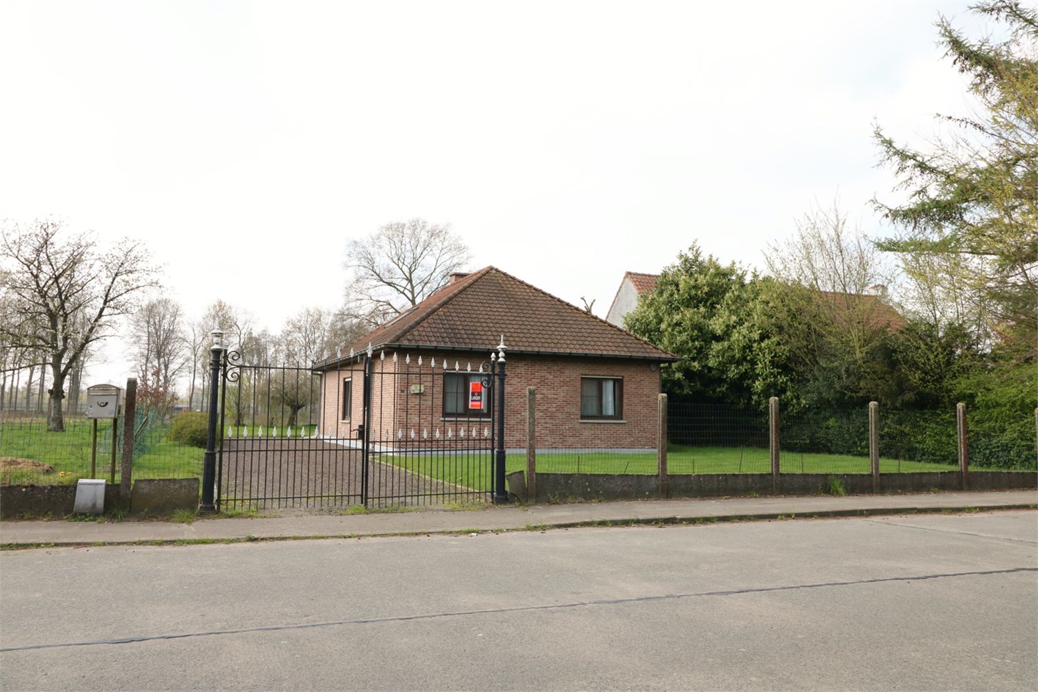 Open bebouwing met landelijk zicht! 