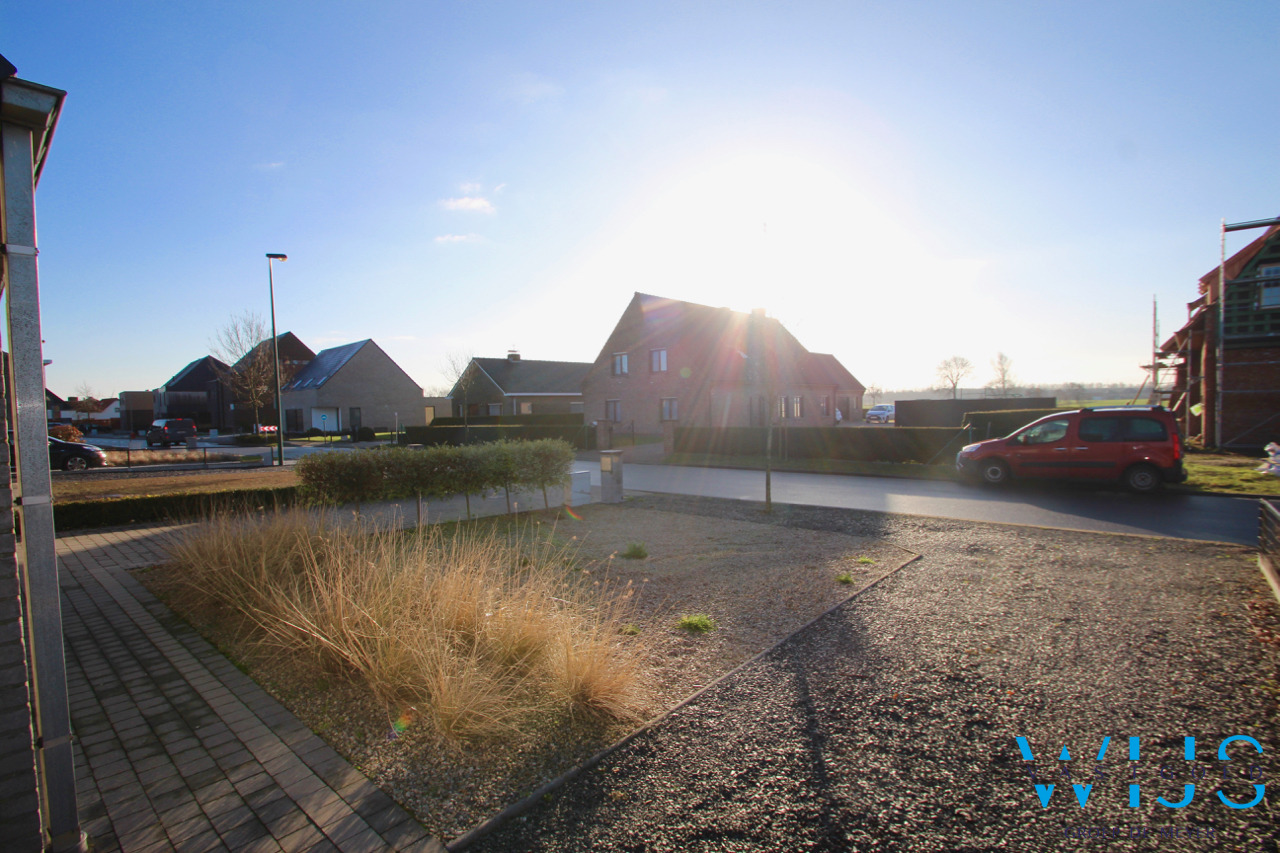 Landelijk gelegen tijdloos woonhuis te Ertvelde ! 