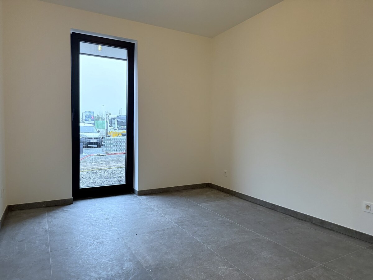 Benedenwoning verhuurd in Ravels