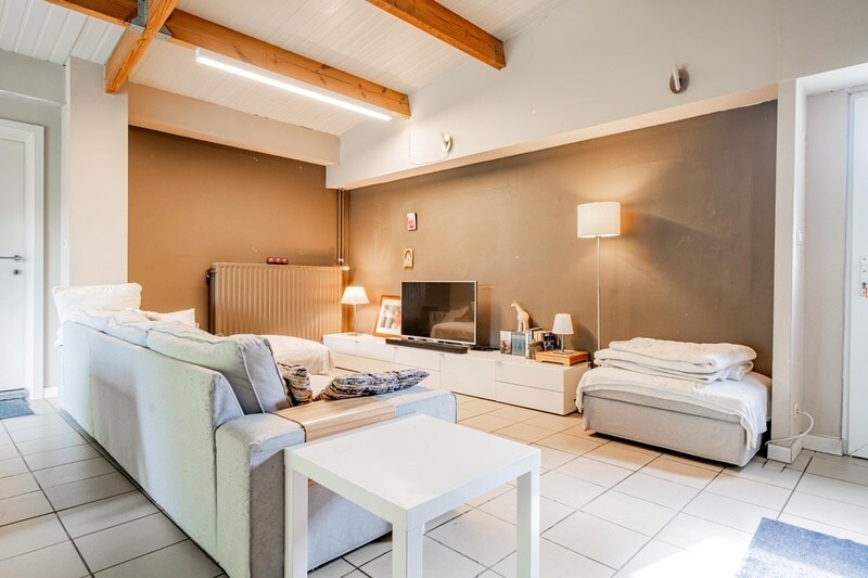 Aangenaam gezellig huis met met veel leefruimte 
