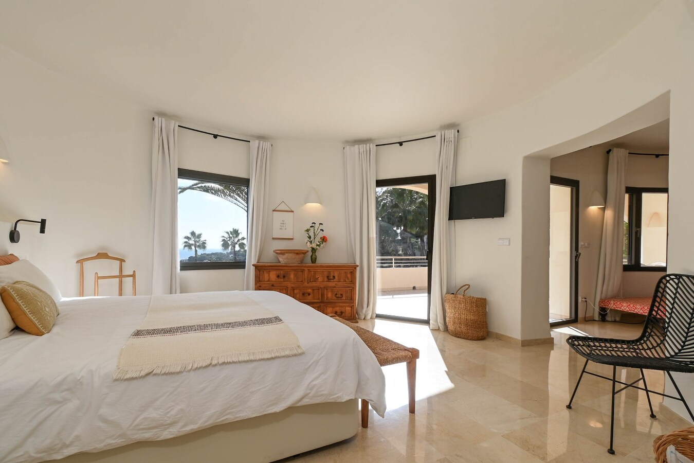 Villa Amare – Elegant wonen in Ibizastijl aan de Costa Blanca 