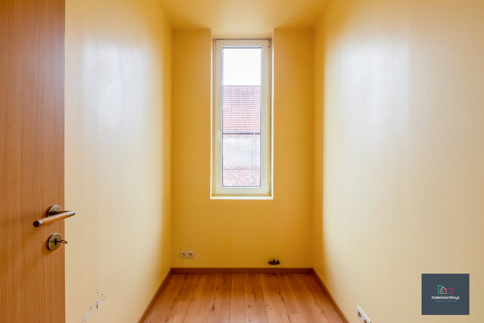 TOPLIGGING : te renoveren woning nabij Gent Sint-Pieters 