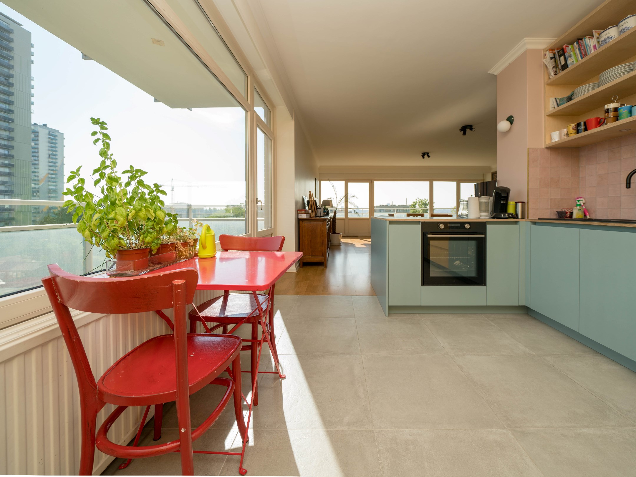 Prachtig appartement met 4 kamers, 2 bdk en 3 terrassen 