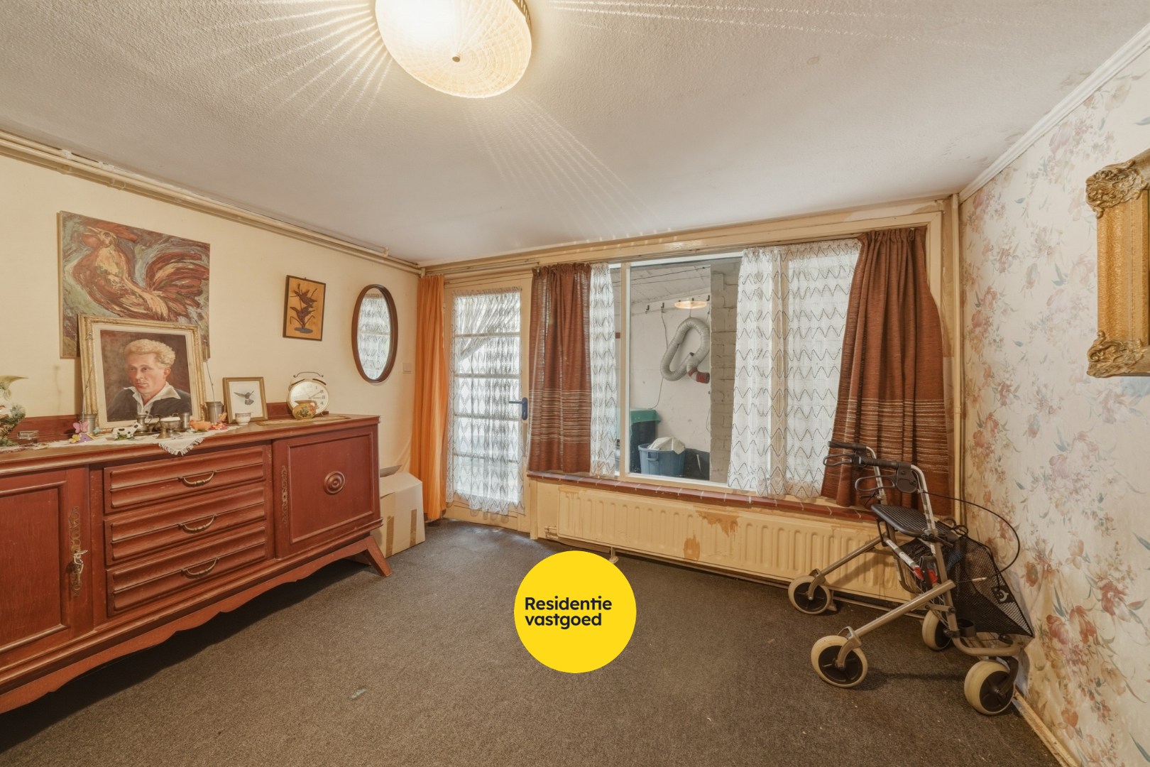 Ruime woning met garage en veel mogelijkheden te Mariakerke (Oostende) 