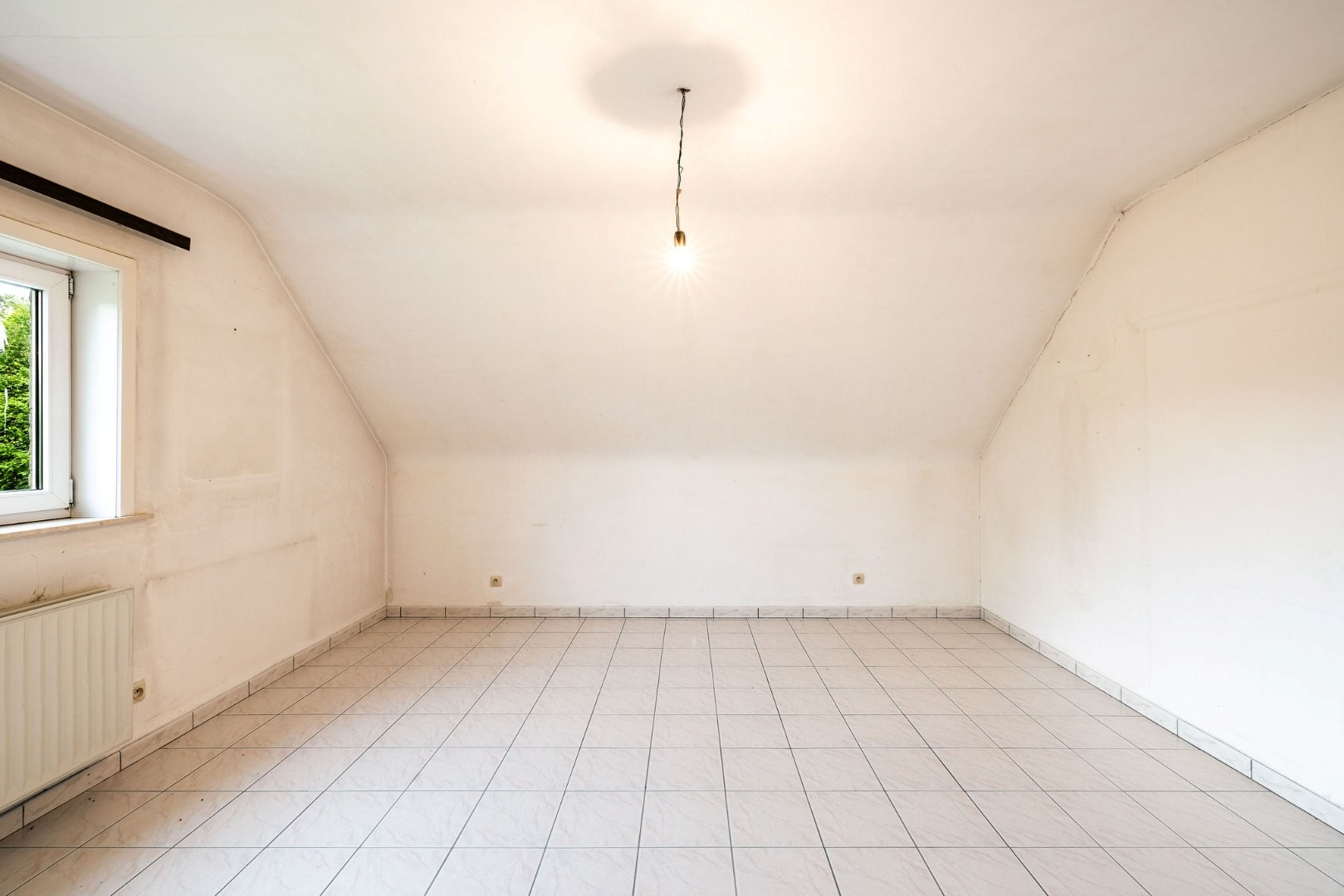 Vrijstaande woning met 4 slaapkamers, tuin en gunstig EPC-label B nabij Gent 