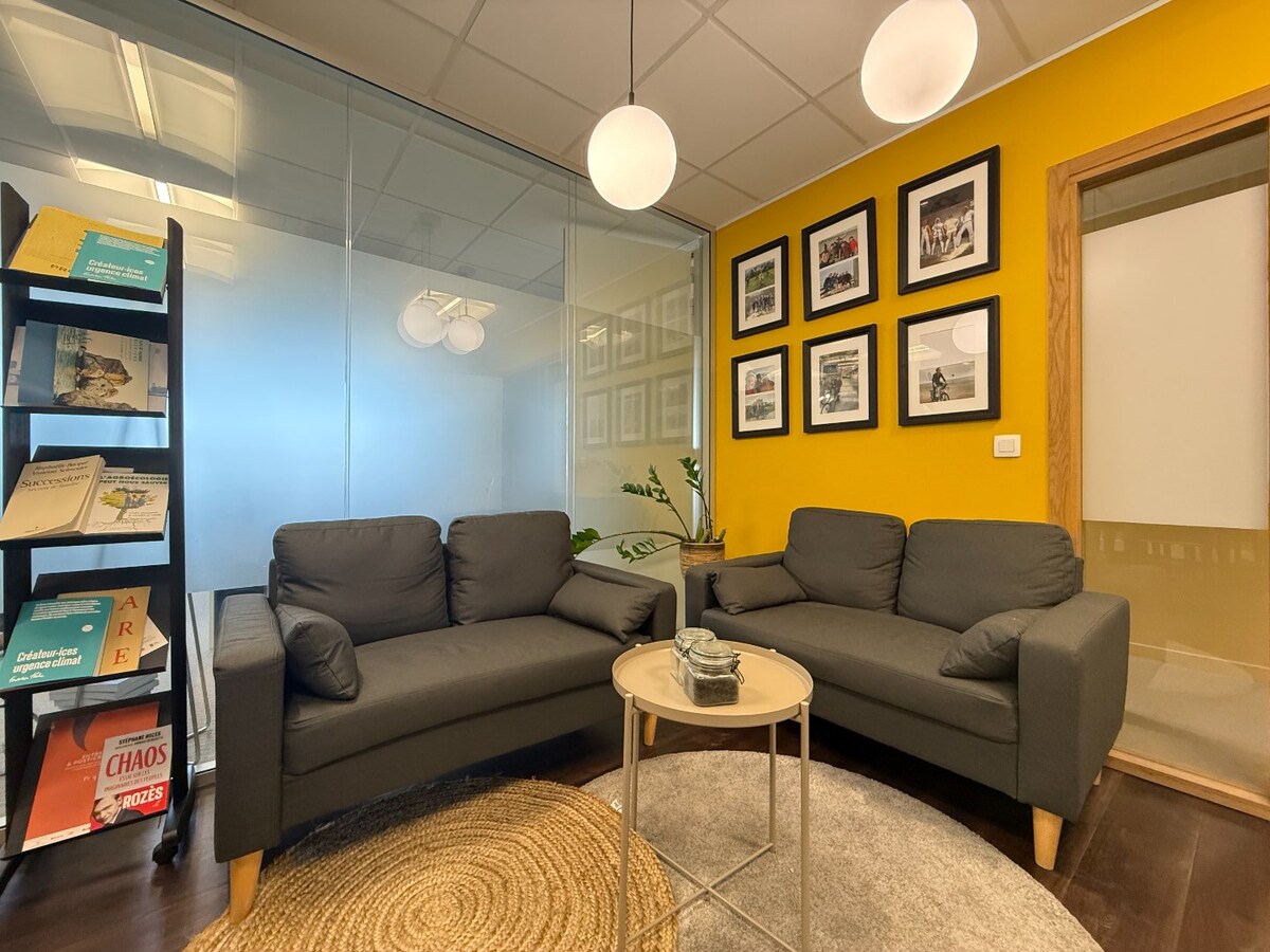 Superbe bureau de ±123 m² dans le zoning OUEST de Tournai 