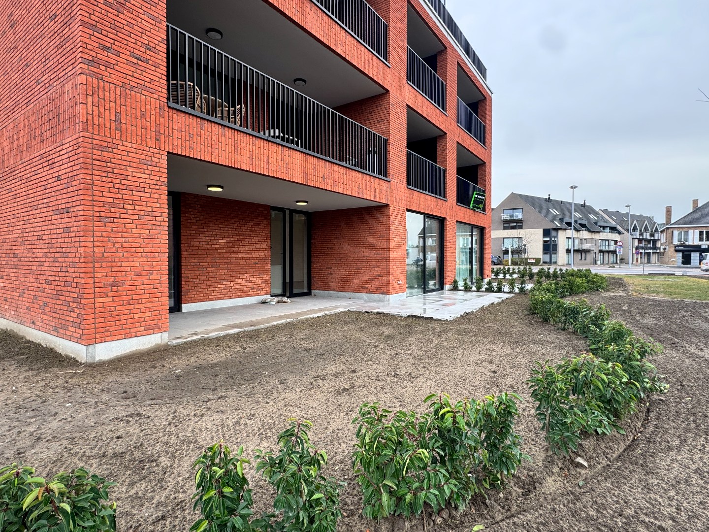 Nieuwbouwappartement met twee slaapkamers, tuin en ondergrondse autostaanplaats te koop in Zulte 