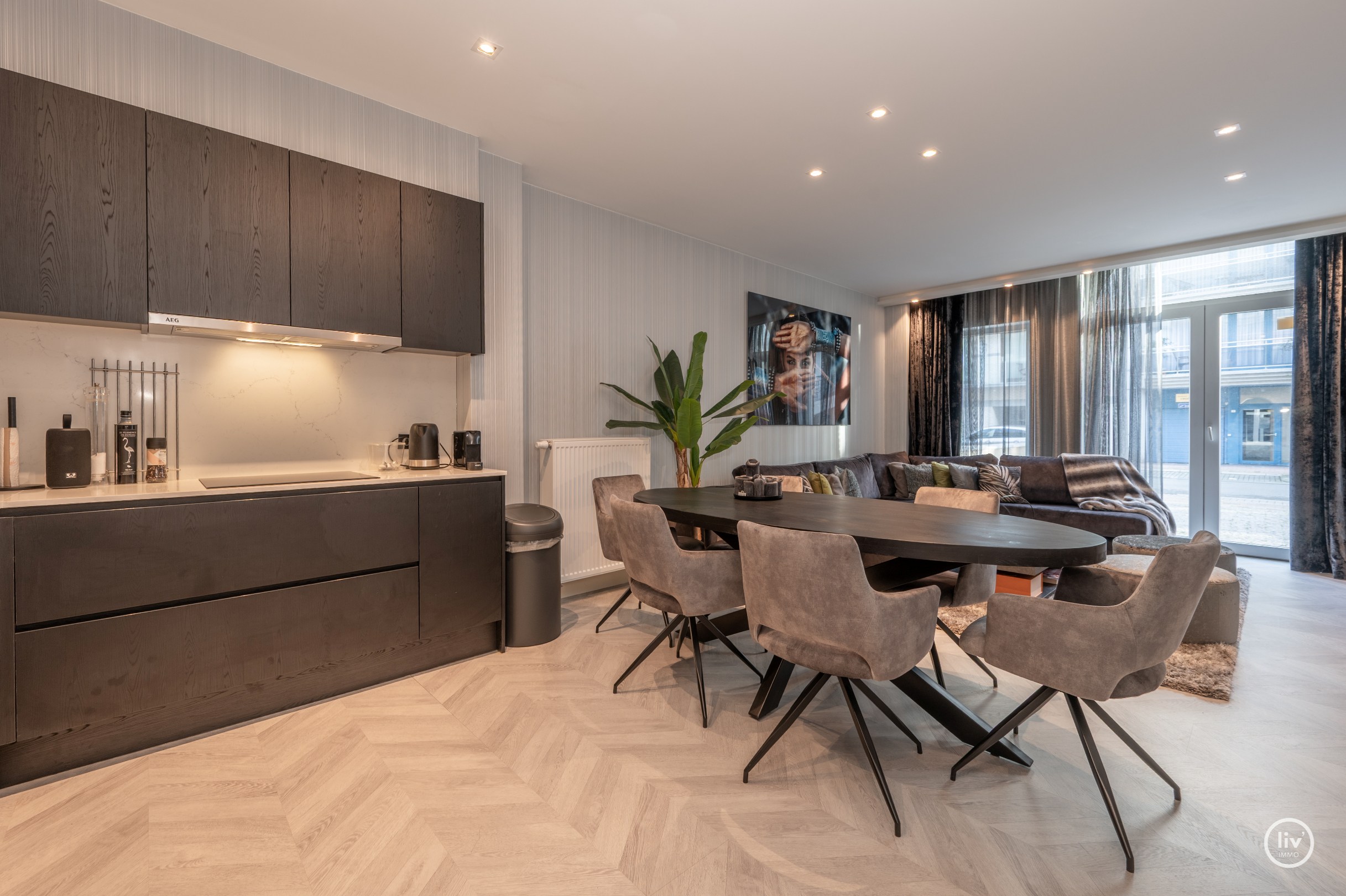 Appartement confortable avec deux chambres et possibilité de stationnement devant l'appartement. 