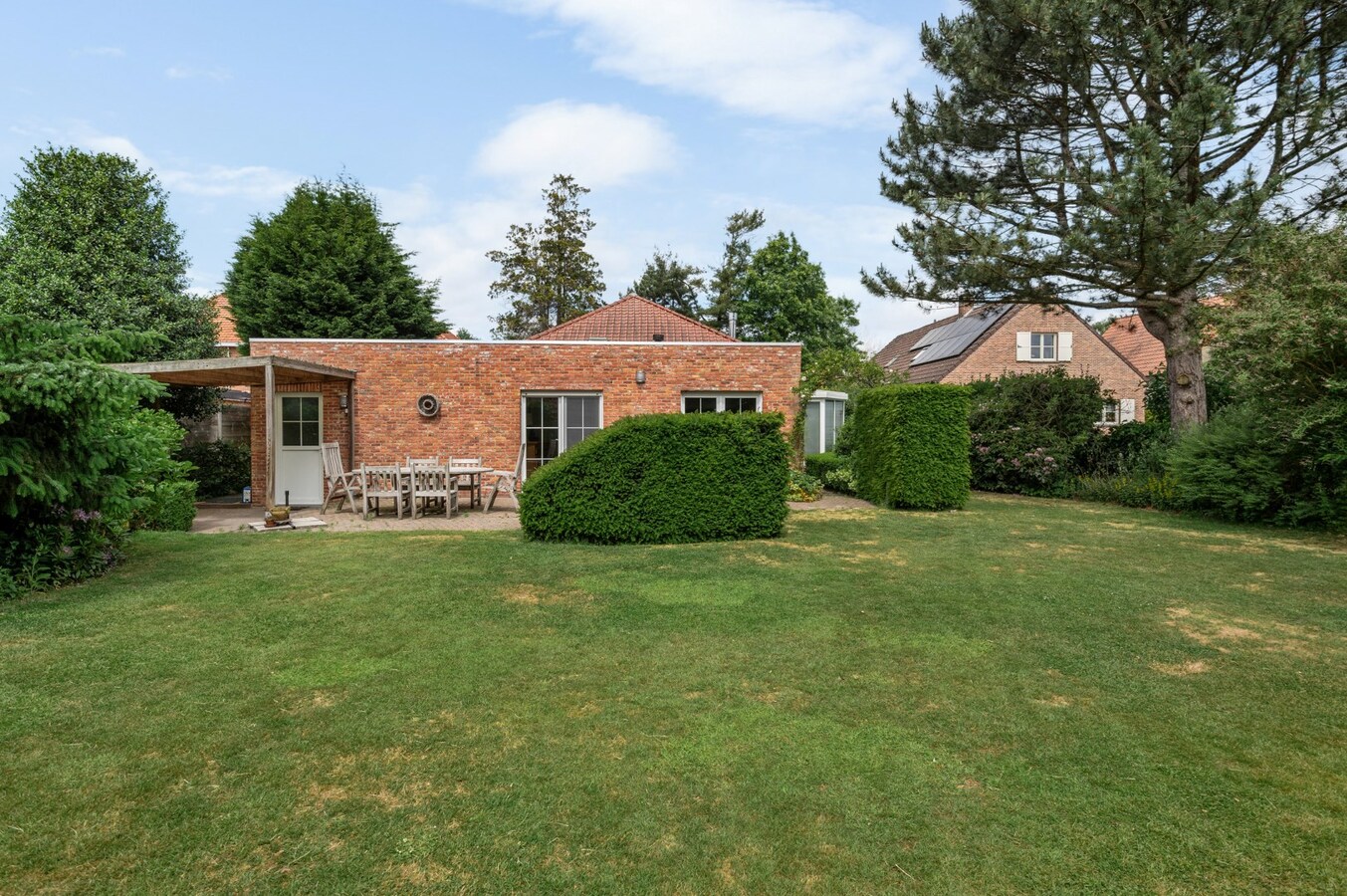 Charmante vrijstaande woning te Putte-Kapellen! 