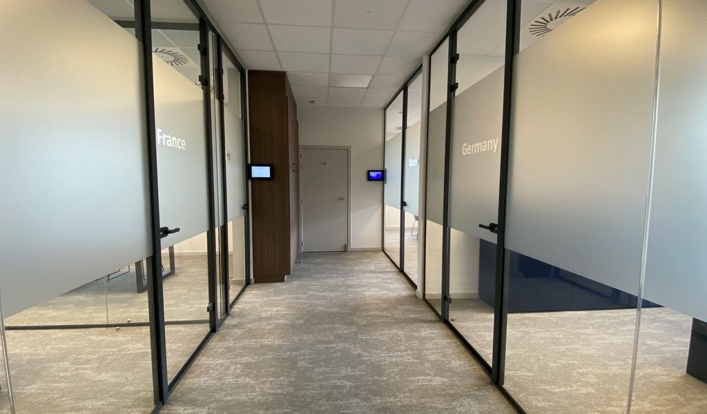 Volledig ingerichte kantoren te huur in Zwijnaarde