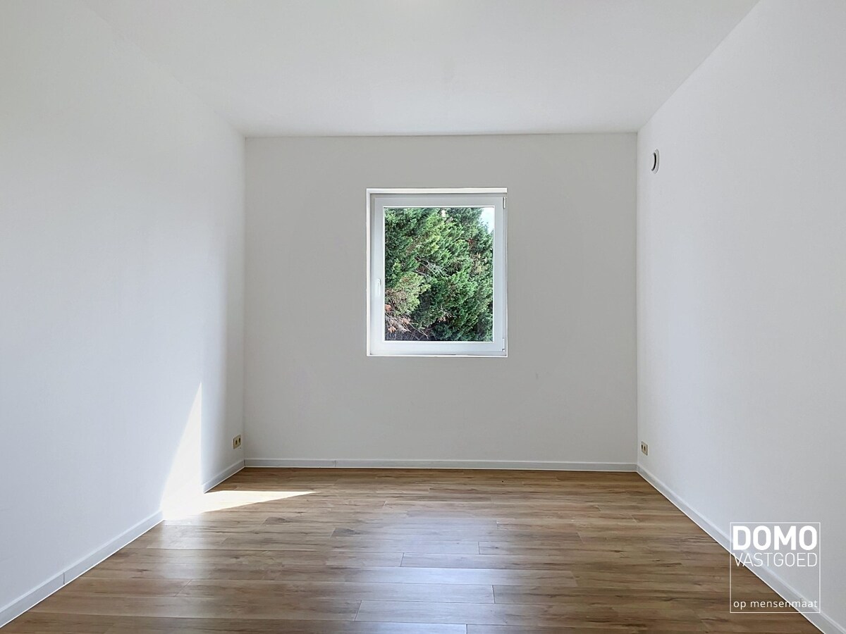 MODERNE NIEUWBOUWWONING MET 3 SLAAPKAMERS TE KORTENAKEN 