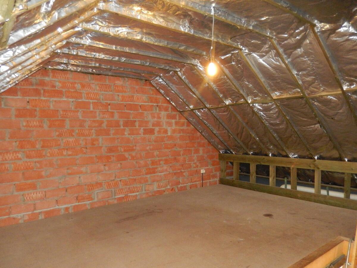 Gezellige rijwoning met dubbele garage 