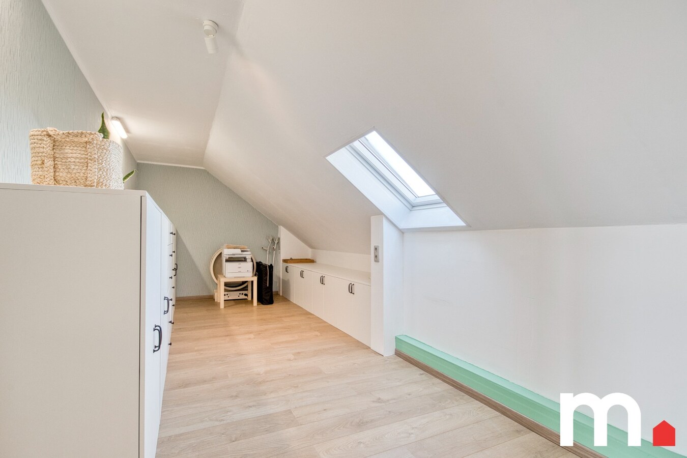 Unieke villa omringd tussen de velden en prachtige verzichten ! 