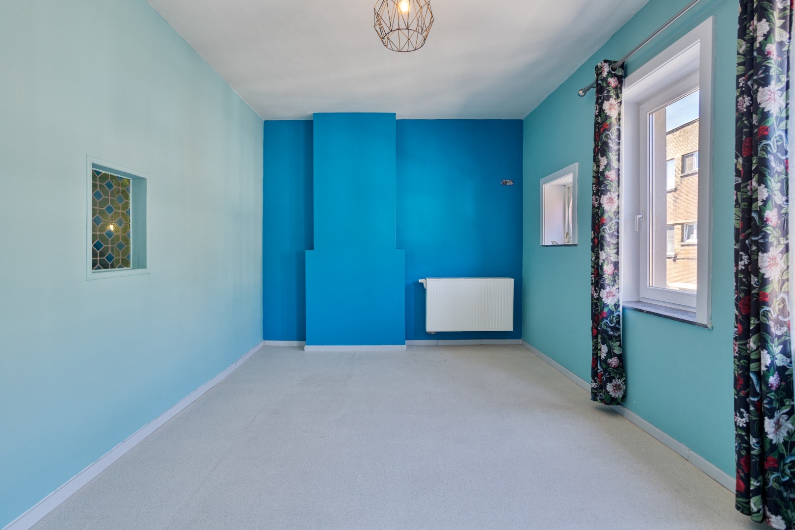 Centraal gelegen ruime woning met 4 slaapkamers en tuin te Tienen - EPC 222Kwh/m² 