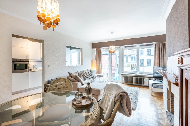 Buitenkans: lichtrijk appartement op toplocatie 