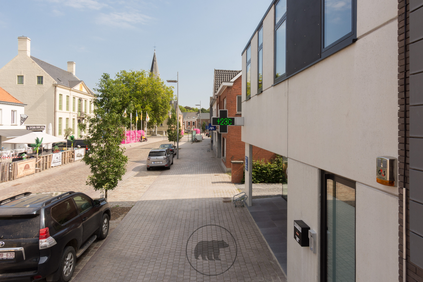 Nieuwbouwappartement met ruim terras in het centrum van Laarne 