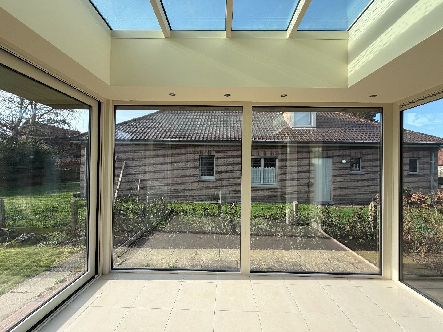 Ruime alleenstaande woning te huur met 3 slaapkamers, garage en tuin – Olmenlaan 99, Zulte 