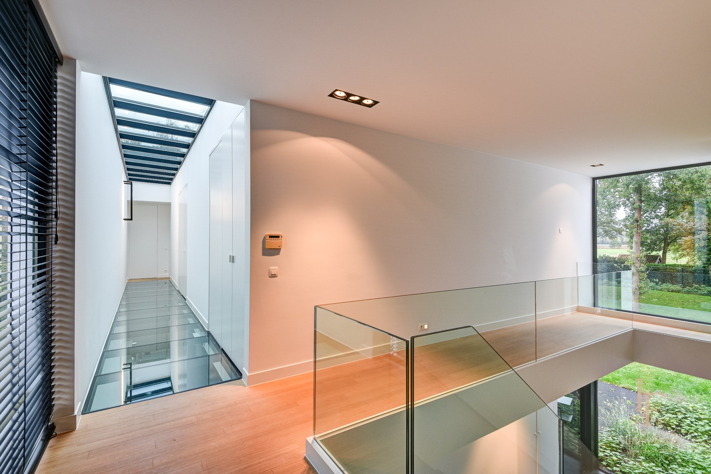 Luxe villa met 4 SLKS en praktijkruimte te SCHILDE! 