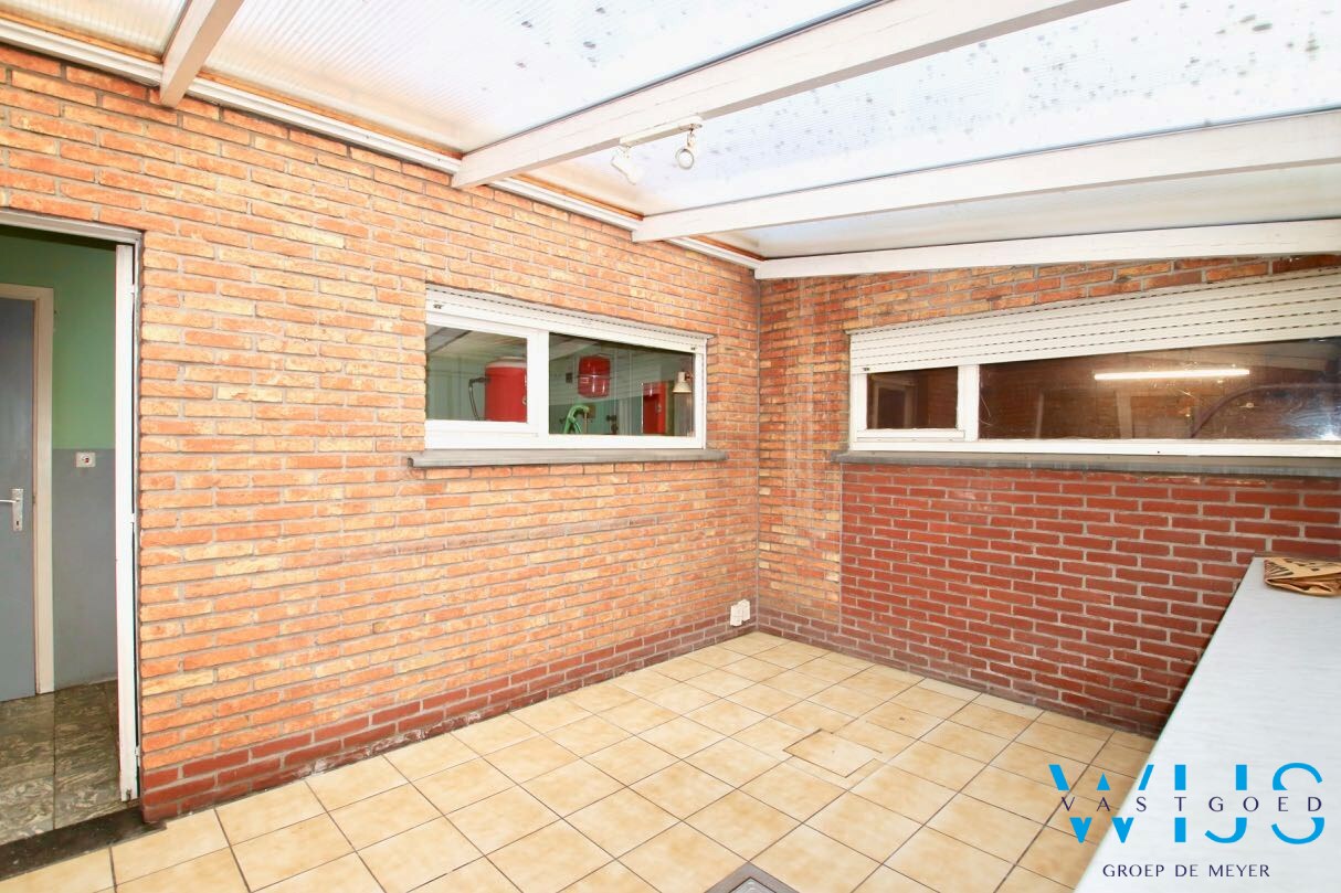 Te renoveren HOB op gegeerde locatie te ERTVELDE ! 