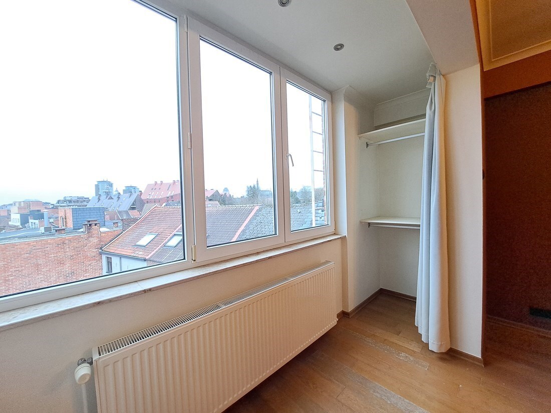 Ruim appartement met 3 slaapkamers te Hasselt centrum 