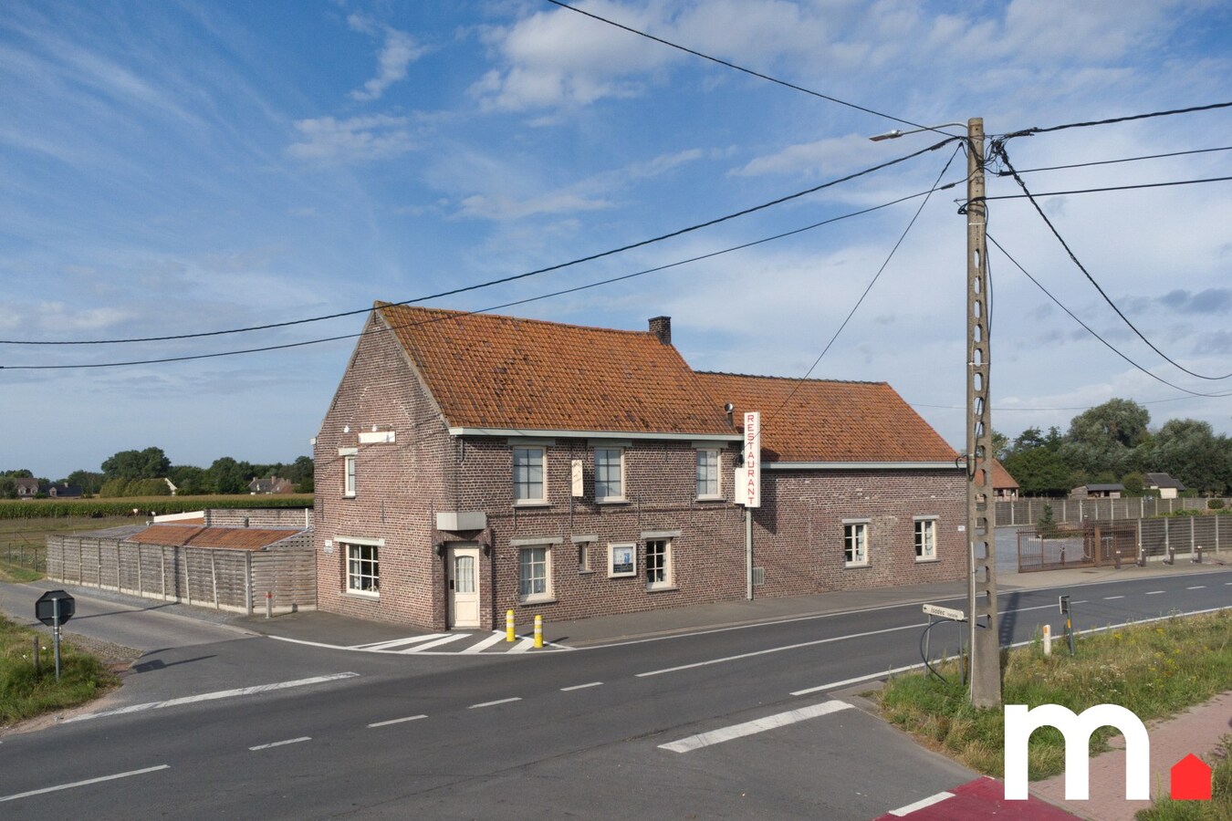 Authentiek commercieel pand met woonst in Gottem te koop ! 