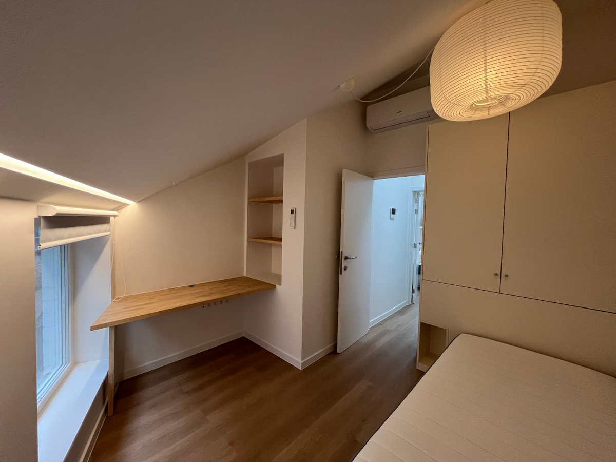 Stijlvol woonhuis-appartement. 