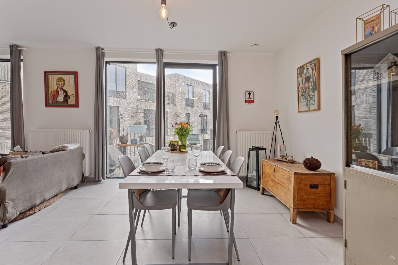 Instapklaar tweeslaapkamerappartement aan de Schelde 