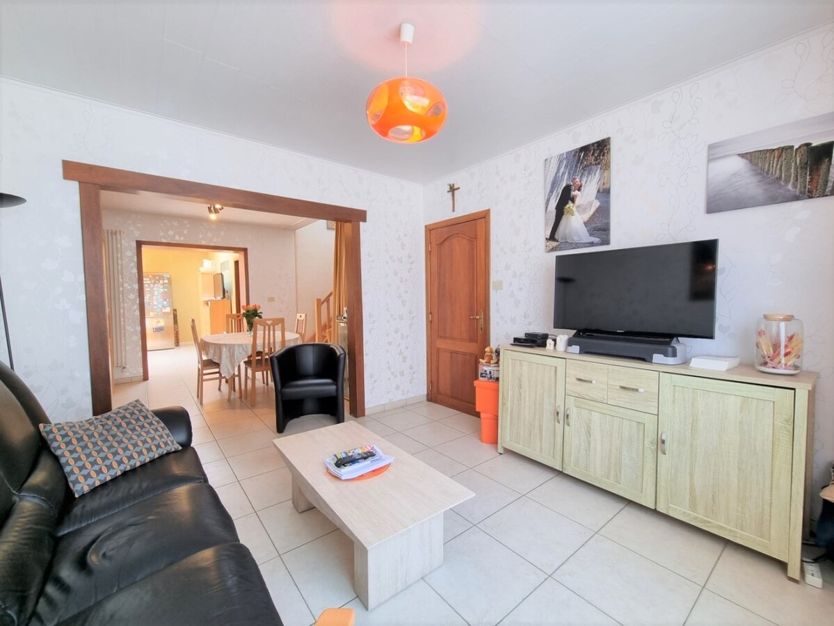 Goed gelegen, instapklare halfopen gezinswoning met tuin en garage - Zeebrugge 