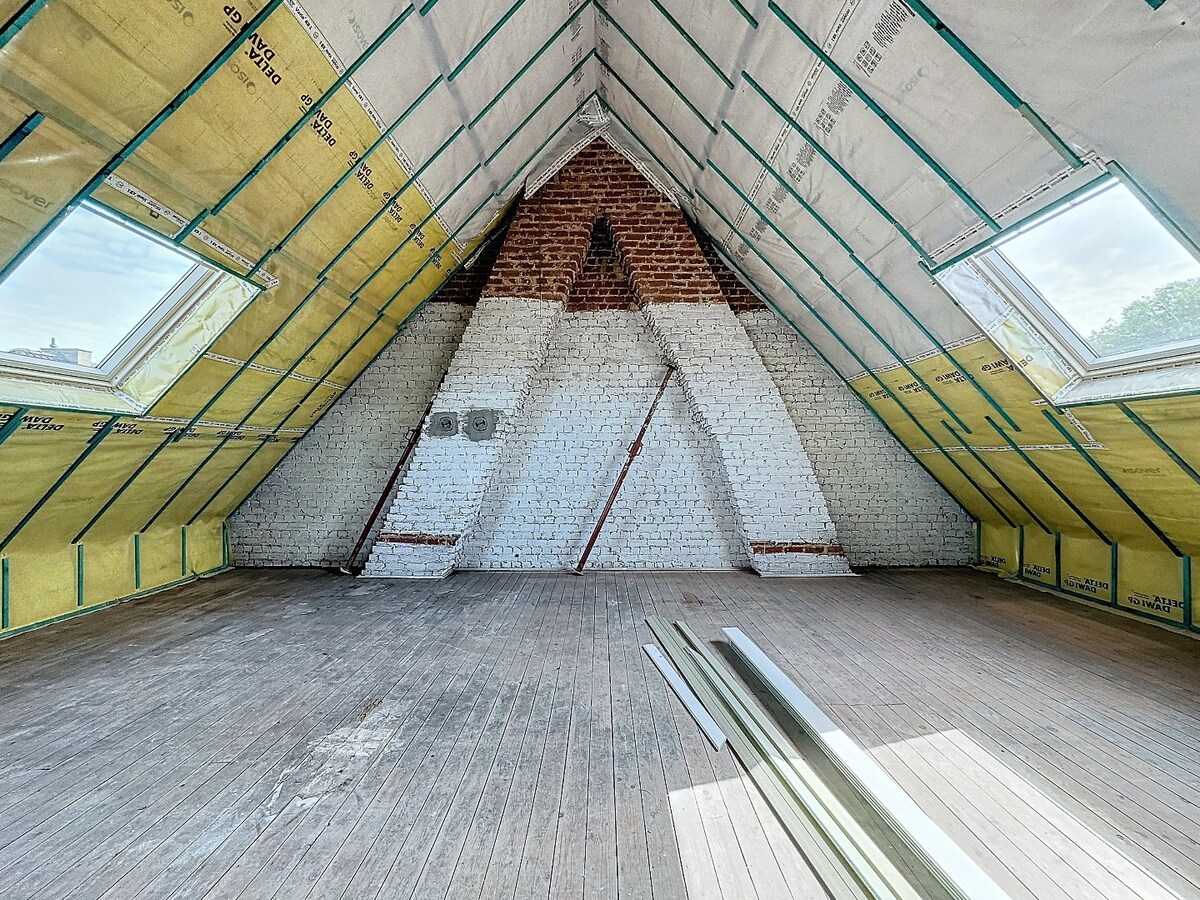 Top renovatieproject op residentiële ligging te Bevegem 