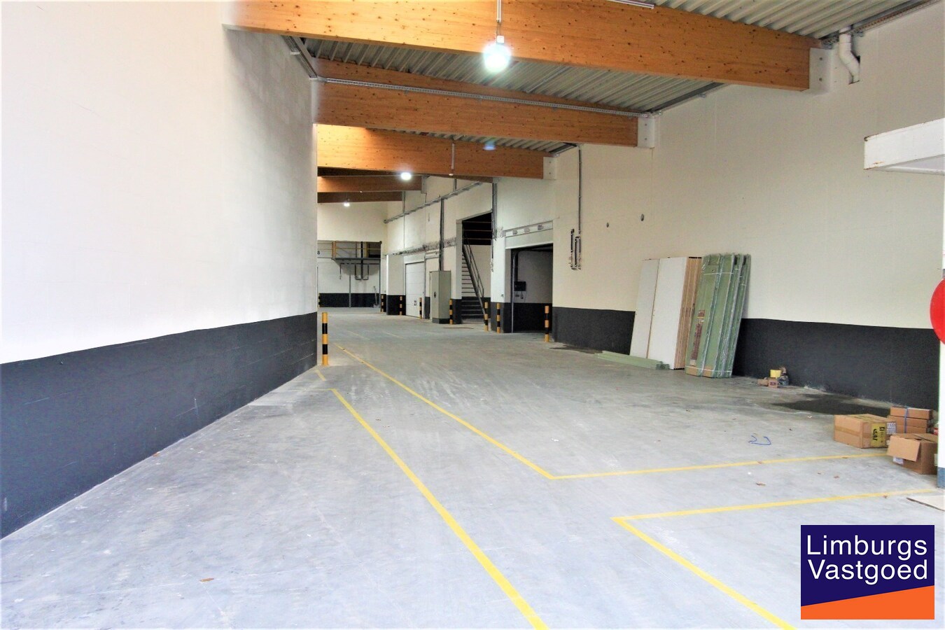 METIO - KMO UNIT 121 - 34,50 m² - sectionaal poort - nabij E-313 