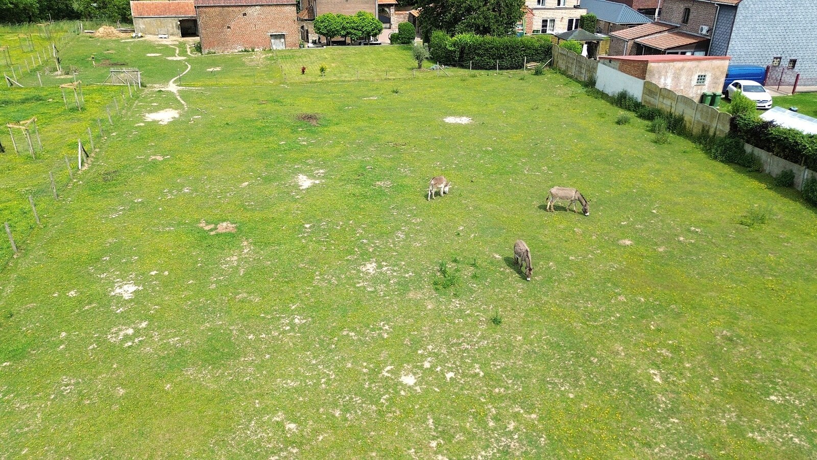 Prachtig perceel voor OPEN BEBOUWING te Kumtich 